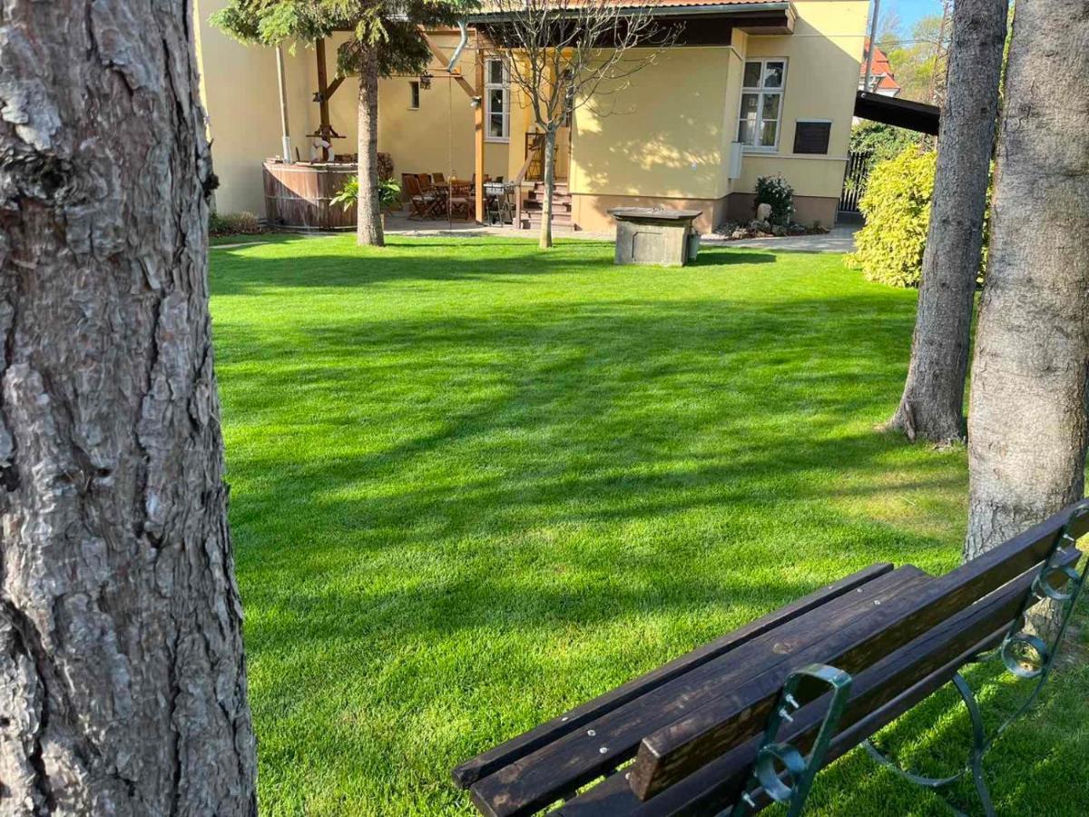 Abigel Vendeghaz Keszthely Villa Luaran gambar