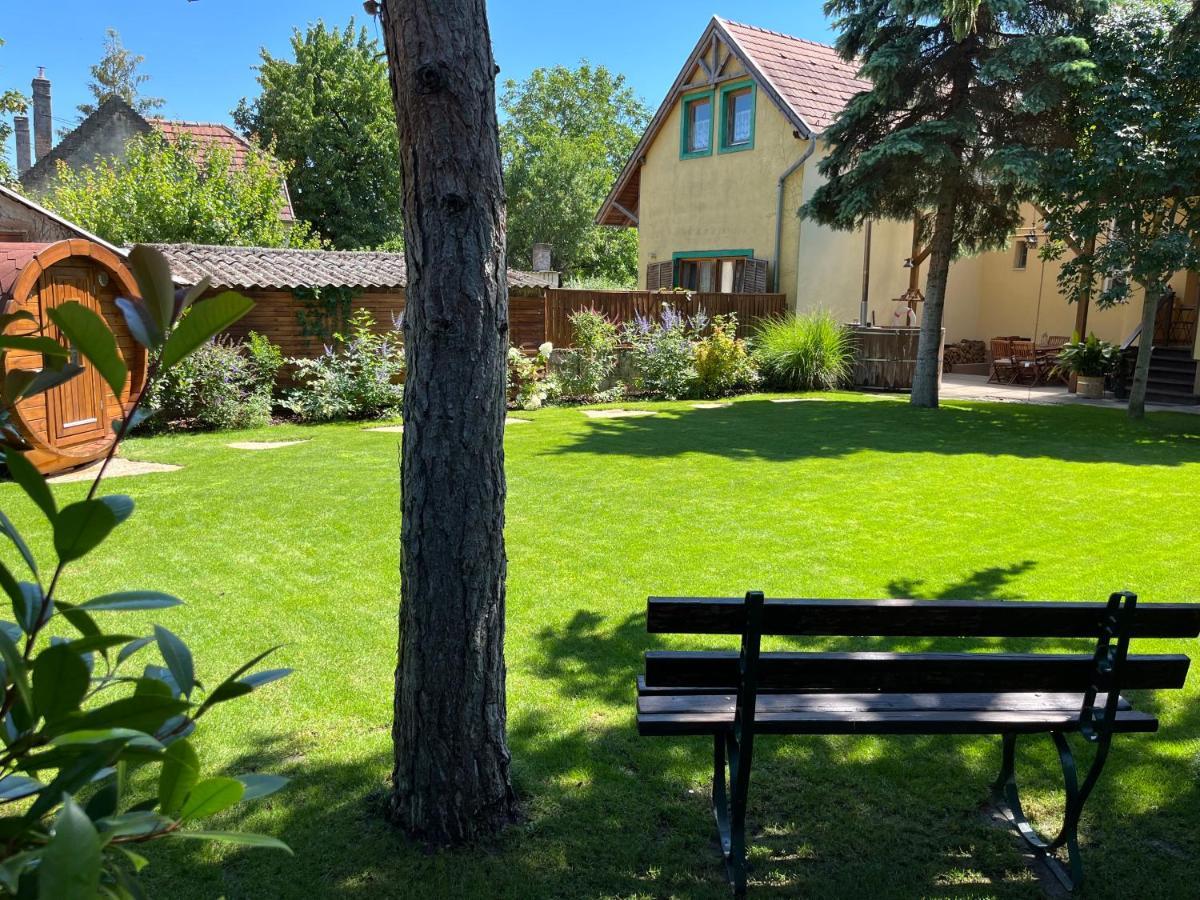 Abigel Vendeghaz Keszthely Villa Luaran gambar